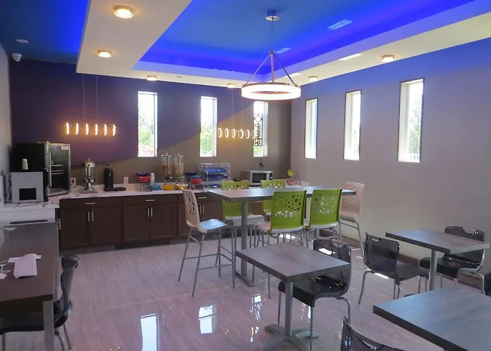 Hotel Blue - Woodlands